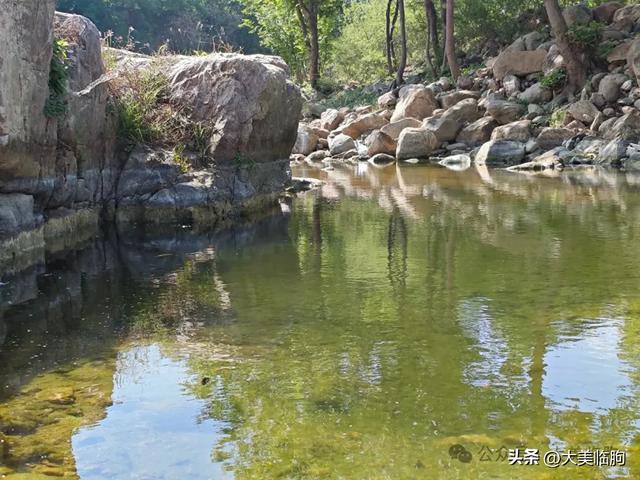在临朐又发现一个适合露营的好地方，人少景色美，天然山水