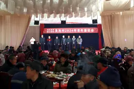 灵宝市阳平镇涣池村：220余名65岁以上老人欢乐迎新年图片