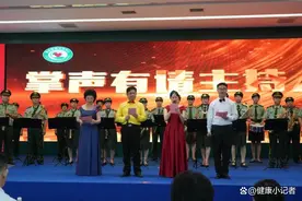 慈善八一情·健康中国梦——双拥共建活动在西安仲德骨科医院举办图片