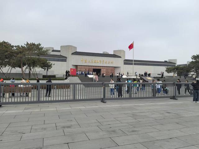 去宛平城卢沟桥看了一下