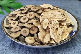 说一个减“肚子”的妙方，2味药，解决心下痞满、肚腹鼓胀的问题图片