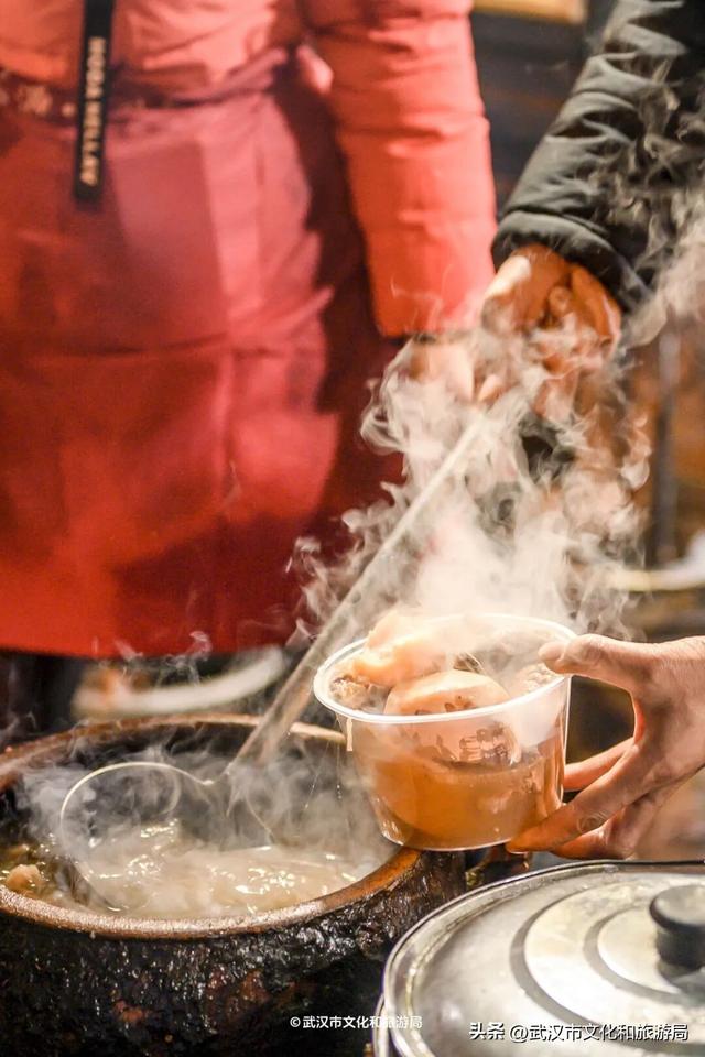 大雪今晚抵汉，有人先玩嗨了！