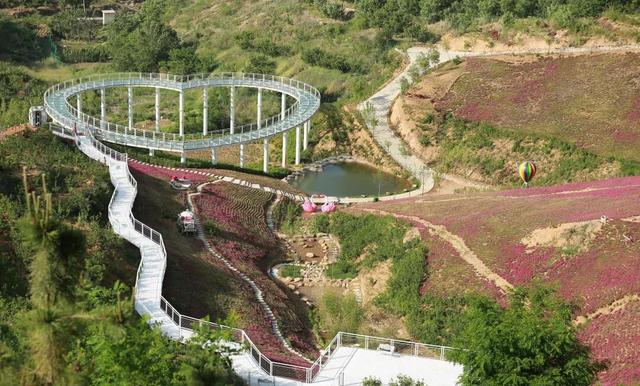 高铁站都“会比心”了？就在淄博！