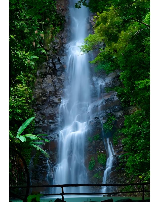 桂林和柳州交界处有个小镇，默默无闻，却藏着全国独一无二的景观