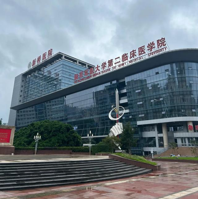 重庆看病不再愁！这几家医院的专科强到让人直呼“离谱”！