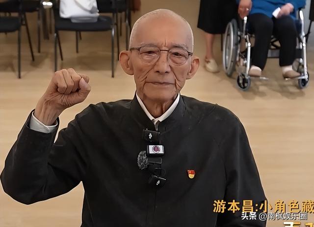 王家卫懵圈，花六年时间拍出来的《繁花》，竟被无名小卒毁于一旦