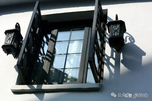 这条河边老街的“慢生活”：他们沿用数十年前的方式，一晃半生