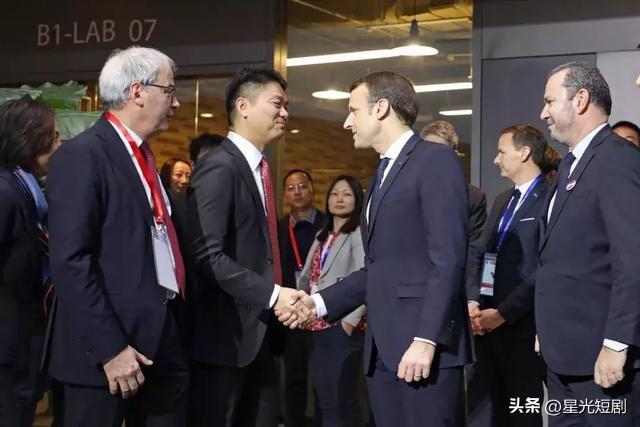 刘强东亲临引爆价格战！京东5000平折扣超市如何重塑下沉市场？