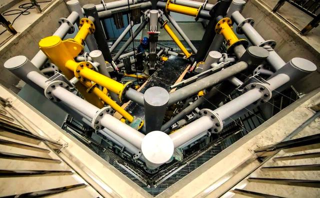 卫星也要"弹"上天？中国实力玩转电磁弹射，美国差的可不止一点！