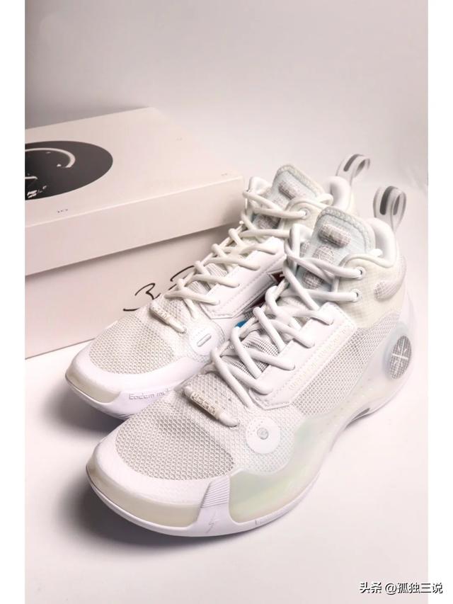李宁2025鞋王榜出炉！TOP10包揽专业与潮流，这双鞋竟卖爆全