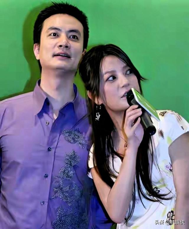 被封4年，赵薇做梦也没想到	，如今56岁哥哥竟成了自己的“撑腰	”