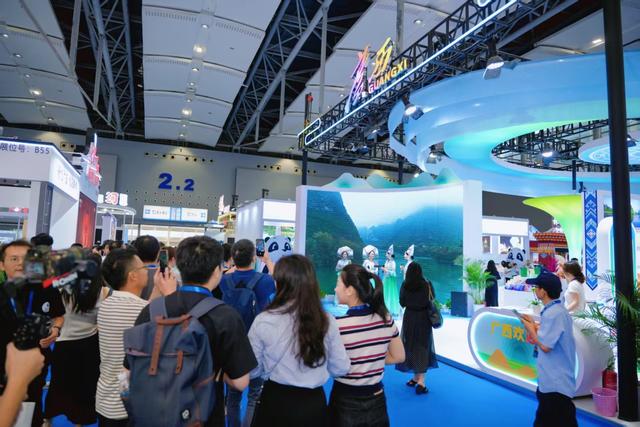 “壮美广西”亮相2025广东旅博会 多维展现八桂文旅新风采