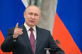 普京收到信号，下令停火30小时，泽连斯基回应，把球踢回给俄罗斯图片