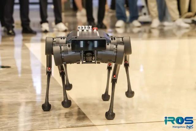 从学术舞台到行业展示｜联想晨星机器人亮相IROS 2025