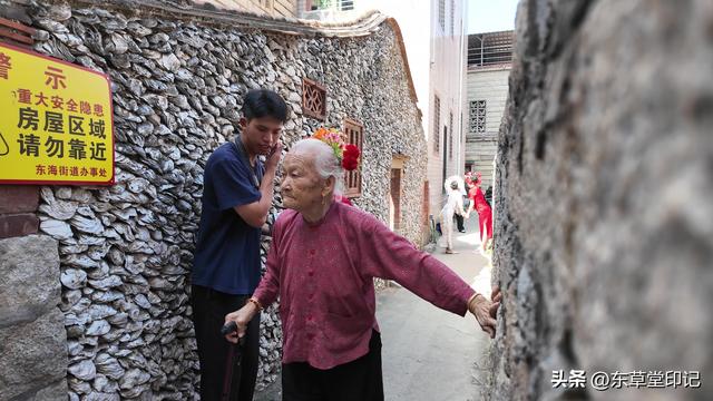 簪花围里的千年渔村：泉州蟳埔村沉浸式体验全攻略
