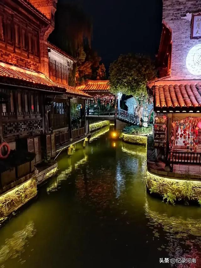 商丘古城选择让清明上河园集团进行托管,无疑是一个明智之举