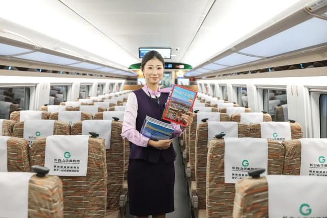 沈白高铁开通即出圈！“人民剪彩”登上多地热榜！
