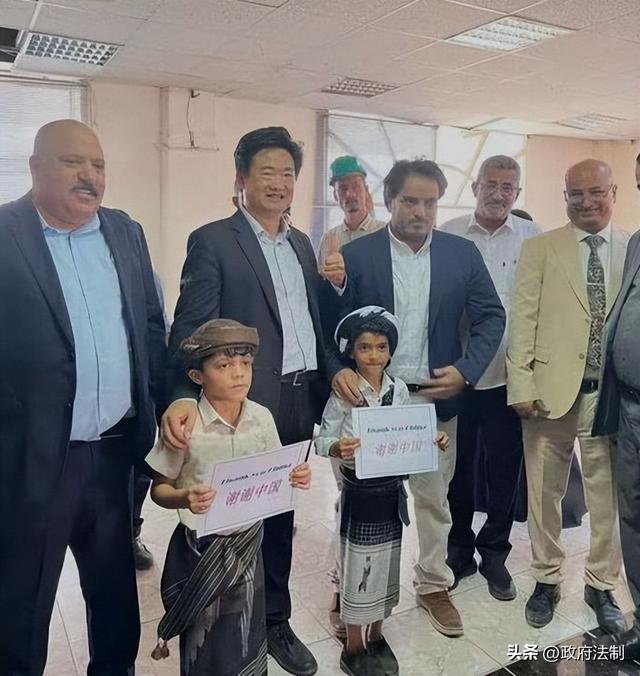 亚丁行记：山海之间的坚韧与希望