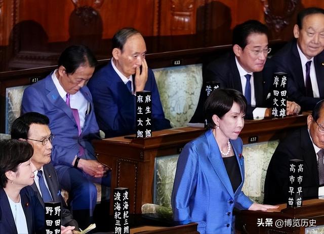 日本外务省高官紧急访华：比起替高市灭火，他有更急的事要找中国