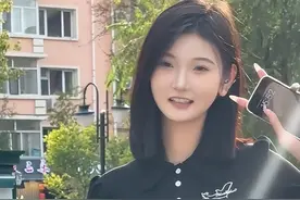 女孩身高2米26貌美如花，妈妈天天发愁：白长那么好看，没人敢追图片