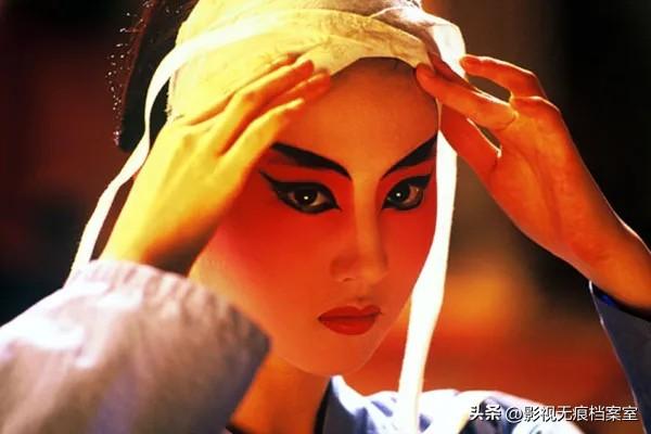 22年28部戏，产量垫底她凭什么赢麻了？刘亦菲的爆款逻辑太狠了 上