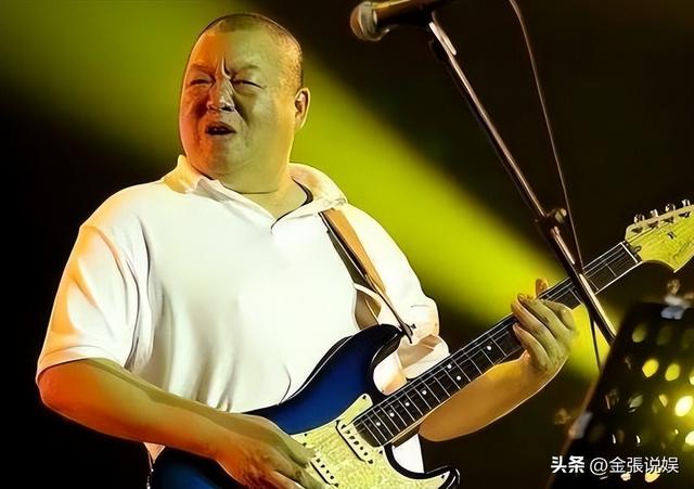 连上5次春晚，却和恩师同居怀孕被骗流产，如今56岁的她依然单身