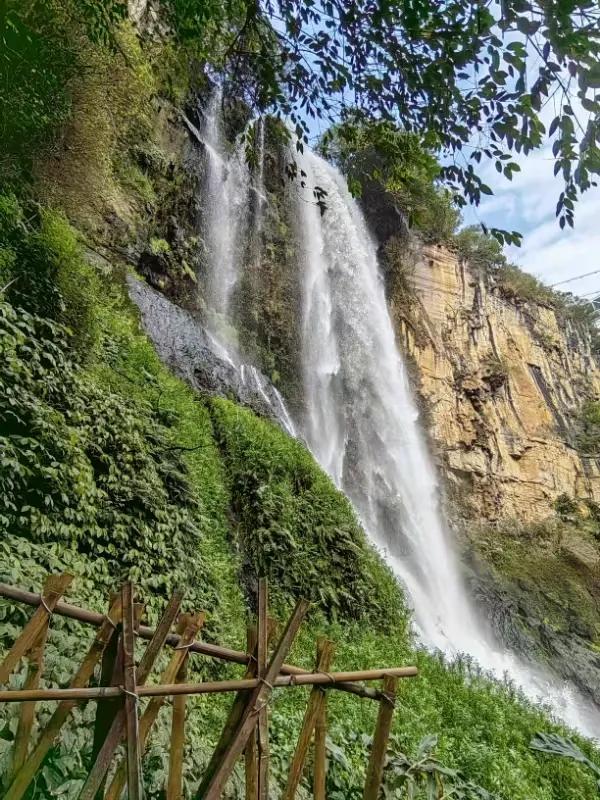 最美地球疤痕 马岭河大峡谷
