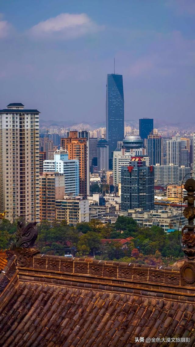 秋染五泉山：兰州城畔的千年诗意与一季斑斓​​