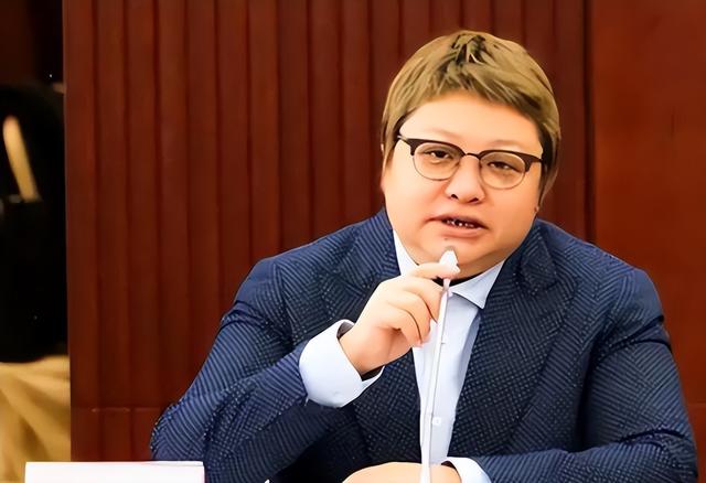 贪污上亿、假慈善？被实名举报的韩红	，还是没有等来一声道歉