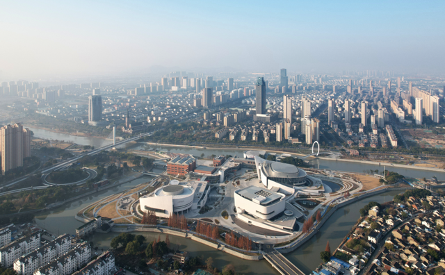 逛起来！8小时10个公园！