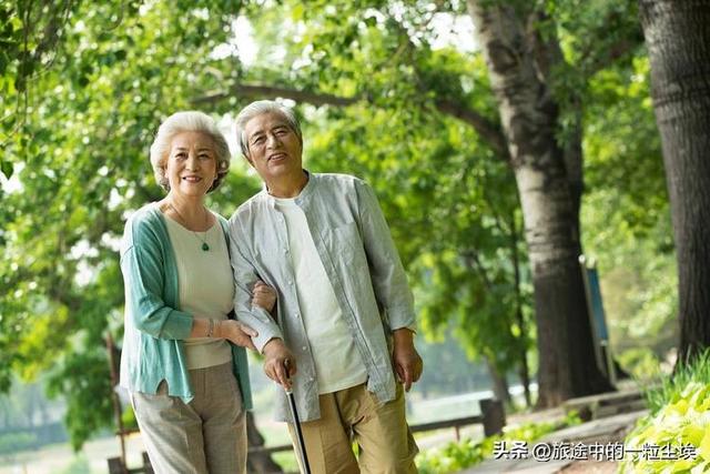 晚年夫妻生活，记住4做4做，夫妻越过越和谐，90%的人不了解