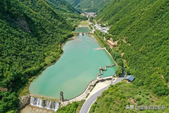 宕·寻22°的夏天！甘肃宕昌：药乡山水调出清凉康养“大处方”