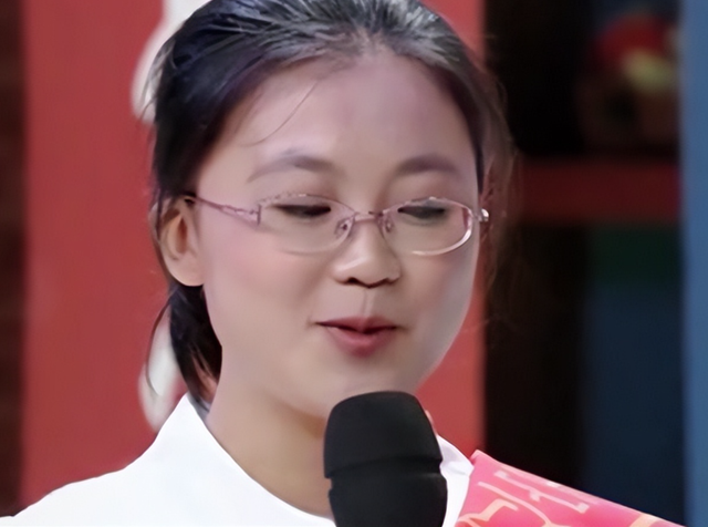 辽宁文科状元放弃72万奖学金，从港大退学再战高考，如今怎样了？