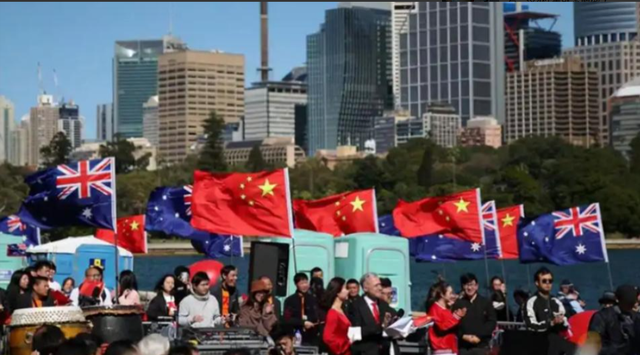 中美贸易战格局突变，最大受益国首次公开表态：中国已取消所有反制和壁垒，全球市场为之震动