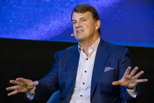 福特“断臂求生”？其实是盯上了AI算力背后的能源生意！