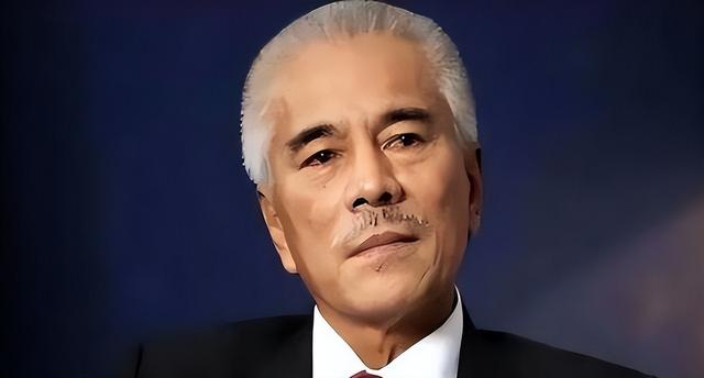 反华总统国家面临亡国，妄想向中国请求援助，最终结果是什么？
