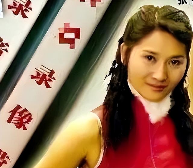 陪睡陪玩只是冰山一角，明星曝出的圈中内幕，拒绝"潜规则"被封杀