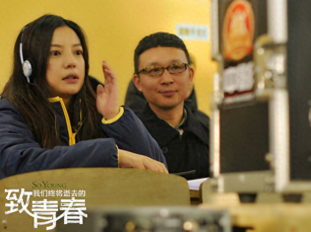 野心炸裂的赵薇消失两年多，现在再看她如今的处境，就是咎由自取