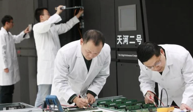 679分寒门贵子不配读军校？国防科大专业曝光，打脸质疑者