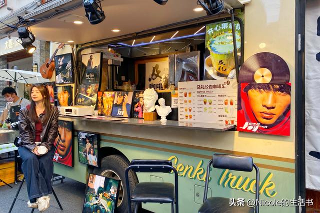 凤城寻踪：一条老巷与一座城的文化觉醒