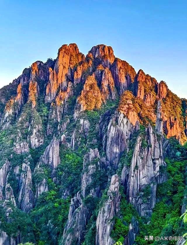 江西最美的山不是庐山，也不是武功山，而是以道教最高神命名的山