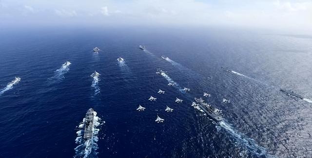 被包围了？台湾尚未统一，中国海军被美日韩封锁围堵	，如何破局？