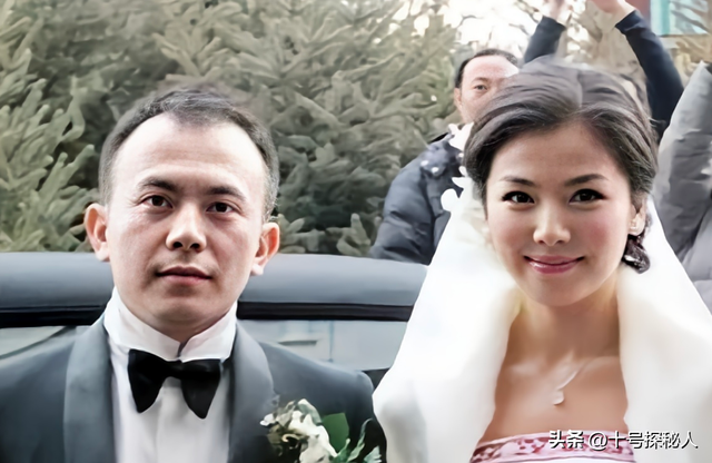 他曾与刘涛同床共枕4年，如今年过六旬依旧未娶，刘涛坦言很愧疚