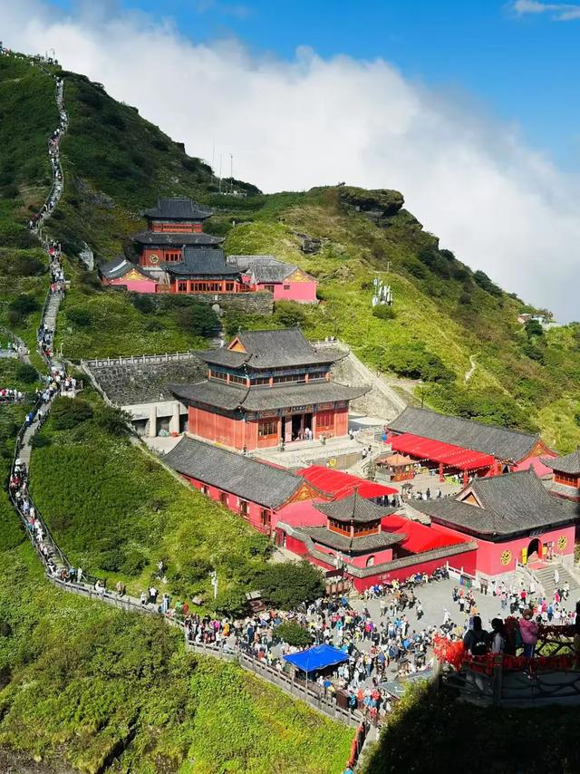 “哪凉快到哪待着～” 真不是骂你！是梵净山给予的偏爱🤗~