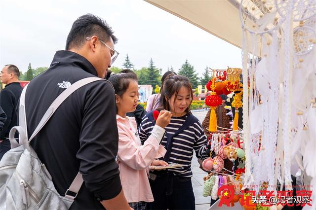 洪洞大槐树“非遗购物节”：非遗技艺与舌尖美味共绘假期团圆图景