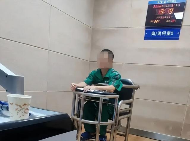 闫学晶事件愈演愈烈！一人已被行拘，令人担心的事情还是发生了