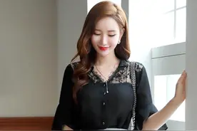 约会女生，三个“亲吻”她的好时机，老实人别错过图片