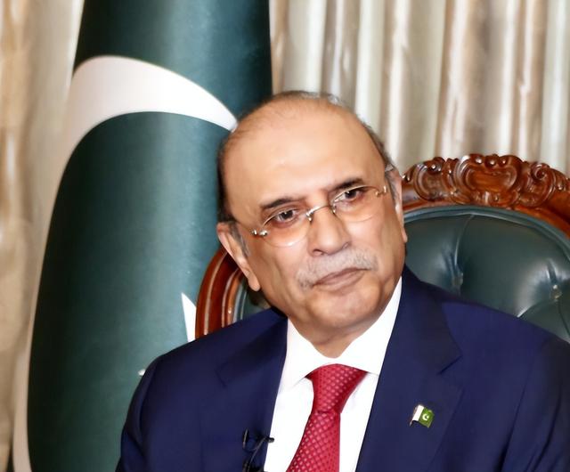 巴基斯坦遭痛击，进入战争状态，这一仗不打国将不国