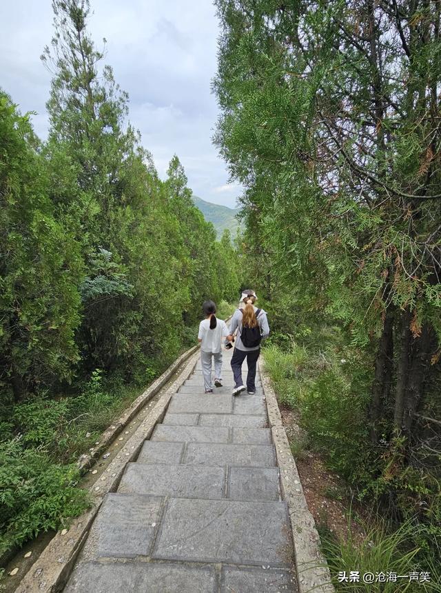 大山深处的诱惑，向大山深处出发，挑战身体极限，铸就强身健体