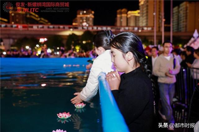 水花与火花共舞！新螺蛳湾泼水节开启“白天+黑夜”狂欢模式